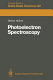 Photoelectron spectroscopy : principles and applications /